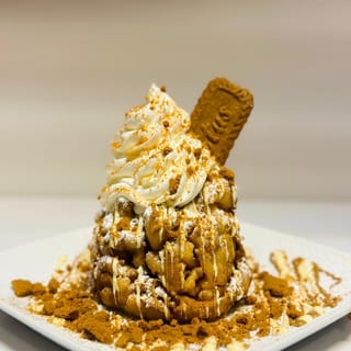 Biscoff Funnel Cake